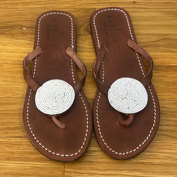 Aspiga Women’s Brown Flip Flops With Beaded Detailing Size 37/7 - Picture 4 of 5